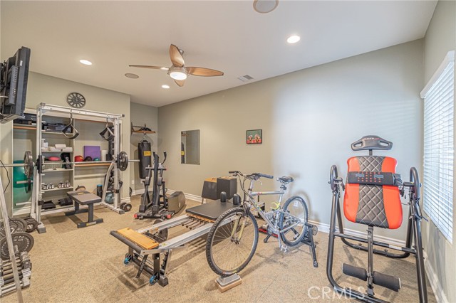 Image 22 of 72 For 2534 Desert Rose Drive