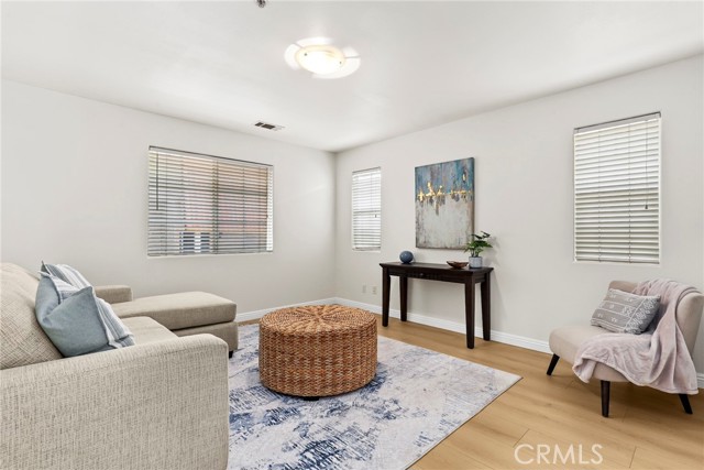 609 E Newmark Avenue, Monterey Park CA: https://media.crmls.org/medias/b2df2ad1-e489-4743-af18-dbbba44e8583.jpg