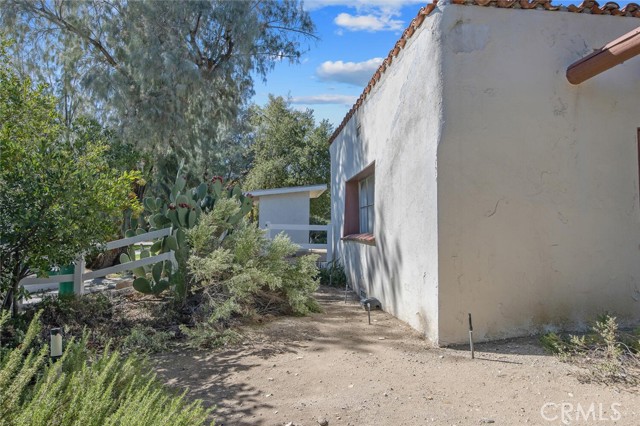 Detail Gallery Image 38 of 45 For 24137 Tango Dr, Valencia,  CA 91354 - 4 Beds | 3 Baths