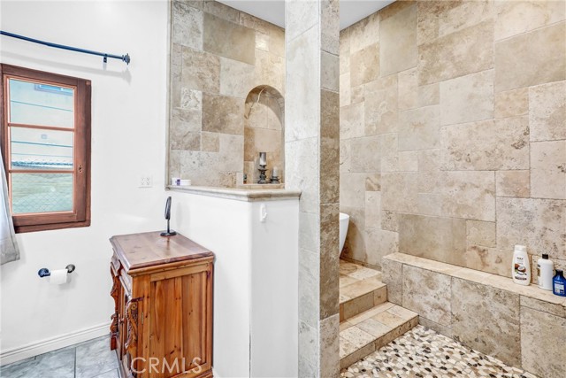 Detail Gallery Image 30 of 52 For 1048 S Willow, West Covina,  CA 91790 - 4 Beds | 3 Baths