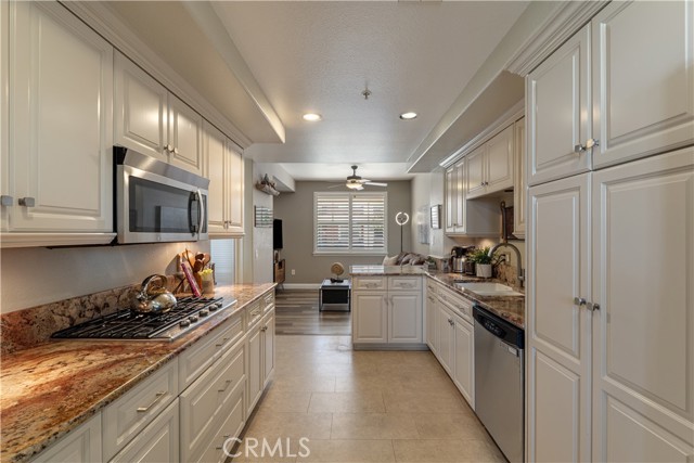 Detail Gallery Image 17 of 46 For 5142 Warner Ave #209,  Huntington Beach,  CA 92649 - 2 Beds | 2 Baths