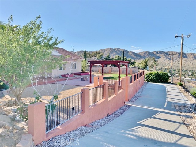 Detail Gallery Image 30 of 71 For 7787 Chaparral Dr, Yucca Valley,  CA 92284 - 4 Beds | 2 Baths