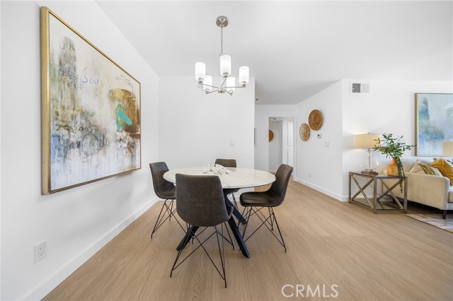 222 S Central Avenue, Los Angeles CA: https://media.crmls.org/medias/b2e29aa5-23c0-48d4-b2d8-c5f1fa4d444c.jpg