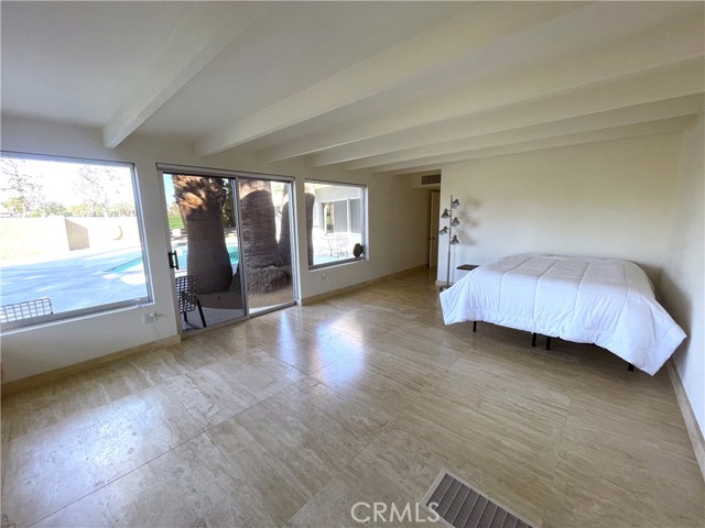 40231 Club View Drive, Rancho Mirage CA: https://media.crmls.org/medias/b2e29b6f-2e23-4139-ac89-80714c4d413f.jpg