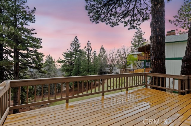 Detail Gallery Image 30 of 39 For 1803 Nob Hill Dr, Running Springs,  CA 92382 - 3 Beds | 2 Baths