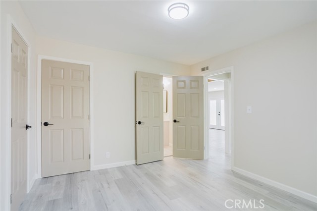 9709 Willis Avenue photo 32