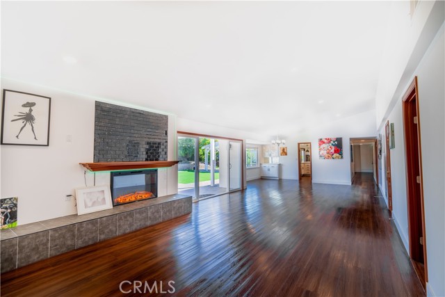 Detail Gallery Image 6 of 63 For 1229 Coventry Dr, Thousand Oaks,  CA 91360 - 4 Beds | 4 Baths