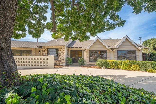 Detail Gallery Image 4 of 52 For 1549 N Oaks Ct, Ontario,  CA 91762 - 4 Beds | 3 Baths