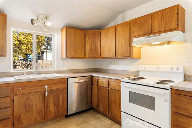 Detail Gallery Image 19 of 42 For 3628 Sycamore, Clearlake,  CA 95422 - 2 Beds | 1/1 Baths