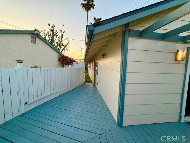 Detail Gallery Image 8 of 18 For 14742 San Jose St, –,  CA 91345 - 3 Beds | 2 Baths