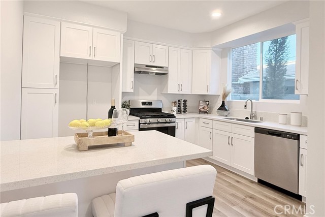 Detail Gallery Image 8 of 22 For 11237 Gladhill Rd #12,  Whittier,  CA 90604 - 3 Beds | 2/1 Baths