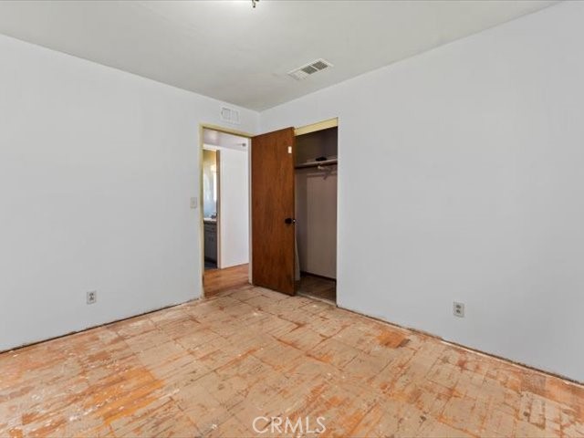 https://media.crmls.org/medias/b2e86c20-0755-4ecd-8a72-e08018de24af.jpg?preset=X-Large