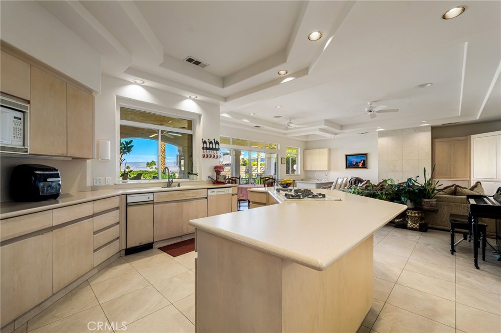 MLS #NP25269128 image #9