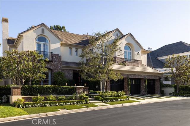 Detail Gallery Image 2 of 72 For 8 Gleneagles Dr, Newport Beach,  CA 92660 - 5 Beds | 5/1 Baths