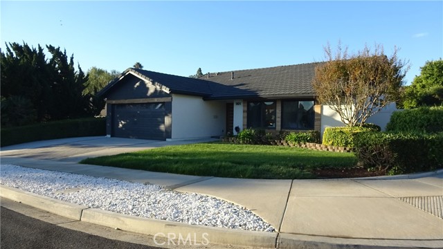 Detail Gallery Image 2 of 31 For 901 Oakmound Ave, Newbury Park,  CA 91320 - 3 Beds | 2 Baths