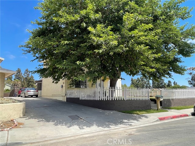 1675 Maple Drive, Chula Vista, California 91911, 3 Bedrooms Bedrooms, ,4 BathroomsBathrooms,Residential,For Sale,Maple Drive,SW24082836