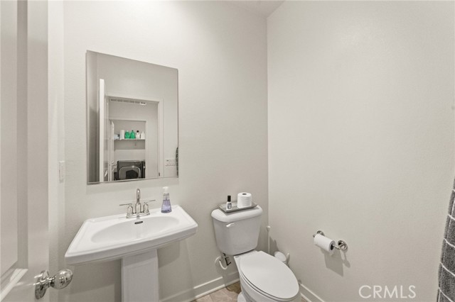 Detail Gallery Image 16 of 63 For 27166 Canyon Rock Ct, Moreno Valley,  CA 92555 - 4 Beds | 2/1 Baths