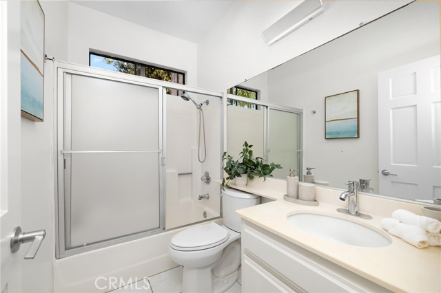 Detail Gallery Image 21 of 46 For 17202 Corbina Ln #202,  Huntington Beach,  CA 92649 - 2 Beds | 2 Baths