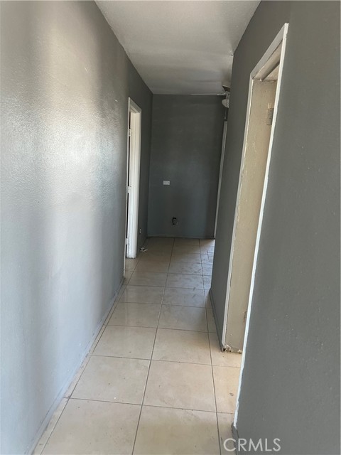 Detail Gallery Image 15 of 15 For 1121 N Anaheim Bld #2,  Anaheim,  CA 92801 - 4 Beds | 2 Baths