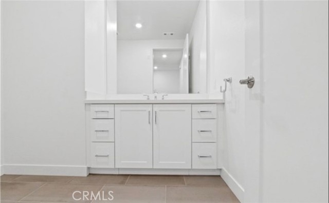 Detail Gallery Image 6 of 34 For 1109 Rivington, Irvine,  CA 92624 - 2 Beds | 2/1 Baths