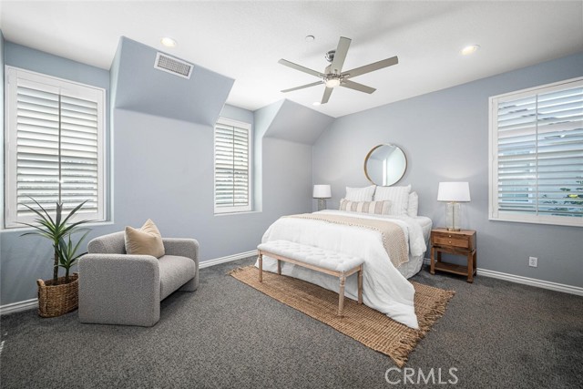 978 Heron Circle, Seal Beach CA: https://media.crmls.org/medias/b2ecb1d0-dc5d-48a5-90f5-913cd8adc150.jpg
