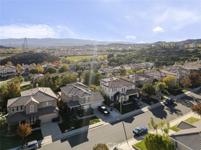 Detail Gallery Image 11 of 43 For 23806 Mission Puebla, Valencia,  CA 91354 - 5 Beds | 3/1 Baths