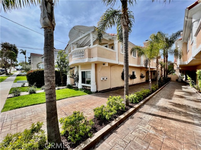 119 Juanita Avenue, Redondo Beach, California 90277, 3 Bedrooms Bedrooms, ,2 BathroomsBathrooms,Residential,Sold,Juanita,PV22057637