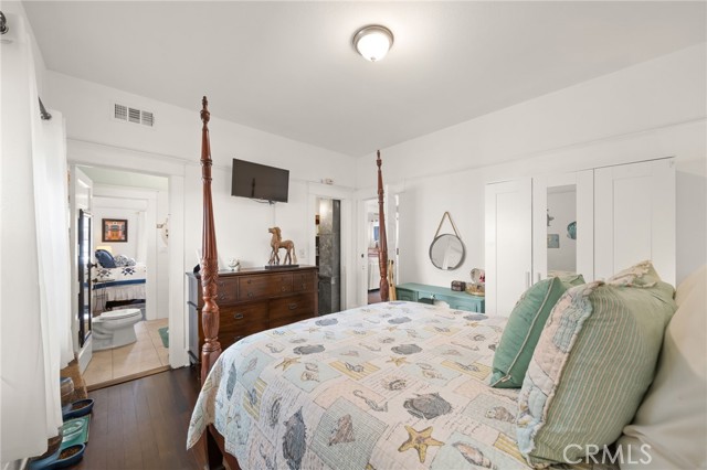 373 W Santa Cruz Street, San Pedro CA: https://media.crmls.org/medias/b2eda21d-526a-4d2c-9562-97f7c090035a.jpg
