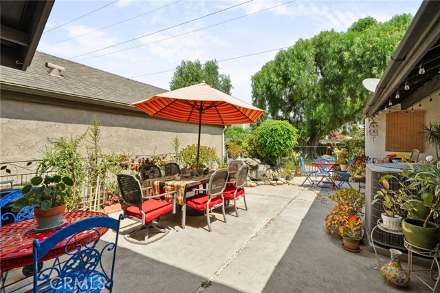 339 W Dawson Court, Glendora CA: https://media.crmls.org/medias/b2eddffb-f145-4130-b861-d0a378d30762.jpg