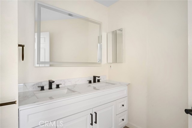 Detail Gallery Image 16 of 29 For 537 N Adams St #207,  Glendale,  CA 91206 - 2 Beds | 2/1 Baths