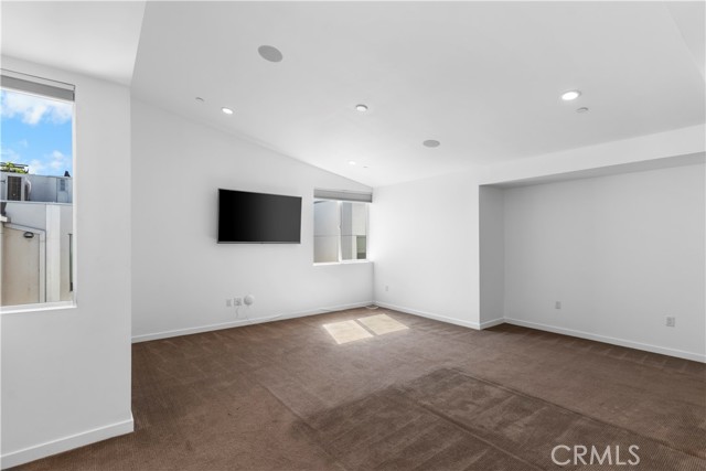 Detail Gallery Image 28 of 58 For 6566 W 85th Pl, Westchester,  CA 90045 - 3 Beds | 3 Baths