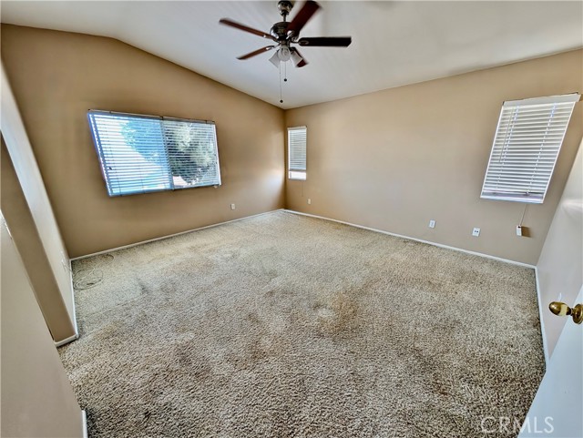 9510 Nickellaus Court, Corona CA: https://media.crmls.org/medias/b2efc68c-28ab-497b-8cb9-3c36ea2f80c2.jpg