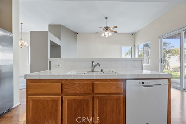 Detail Gallery Image 8 of 36 For 41151 Marseille Ct, Murrieta,  CA 92562 - 4 Beds | 2 Baths