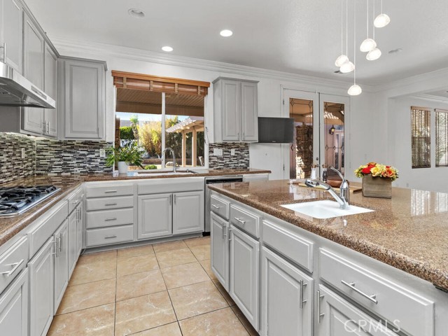 Detail Gallery Image 21 of 45 For 43097 Calle Camellia, Temecula,  CA 92592 - 6 Beds | 5/2 Baths