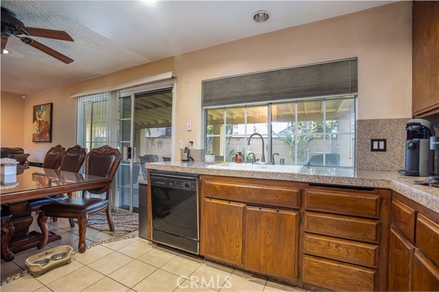 Detail Gallery Image 18 of 35 For 2438 S Calaveras Pl, Ontario,  CA 91761 - 4 Beds | 2 Baths