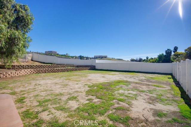 17380 Mockingbird Canyon, Riverside CA: https://media.crmls.org/medias/b2f1f9ba-75c4-48c2-849b-54708a6a1f98.jpg