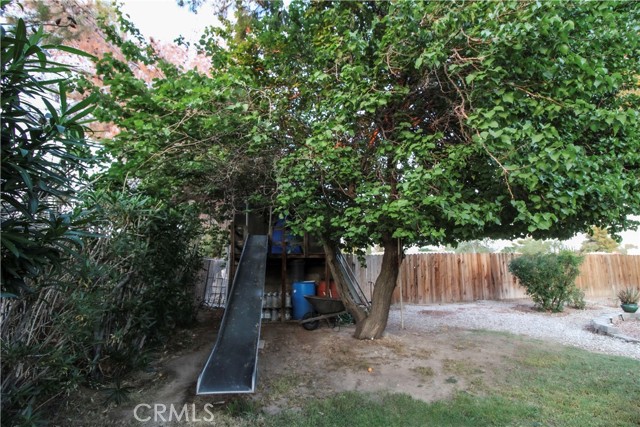12629 11th Avenue, Victorville CA: https://media.crmls.org/medias/b2f6418b-c5d8-4e9b-9823-41b5e241cc23.jpg