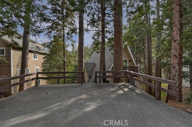 Detail Gallery Image 58 of 71 For 155 Birchwood, Lake Arrowhead,  CA 92352 - 3 Beds | 2 Baths
