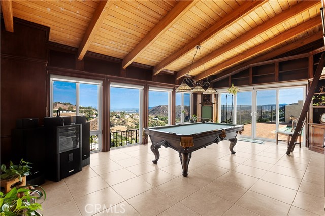34 sage, Bell Canyon CA: https://media.crmls.org/medias/b2f654d2-f6e2-4502-aed0-f0de96da7950.jpg