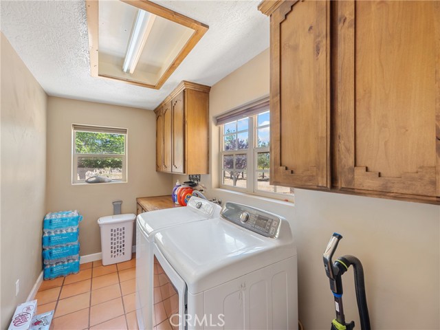 Detail Gallery Image 13 of 42 For 30573 Clark Rd, Lucerne Valley,  CA 92356 - 3 Beds | 2 Baths