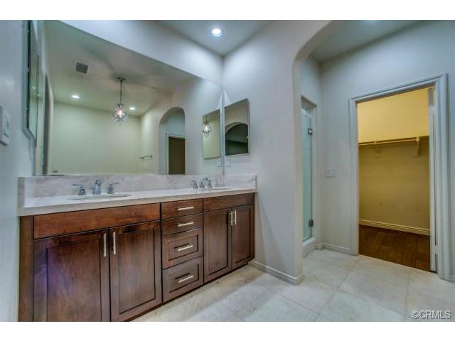 Detail Gallery Image 19 of 25 For 22 Upperbend, Irvine,  CA 92618 - 3 Beds | 2/1 Baths