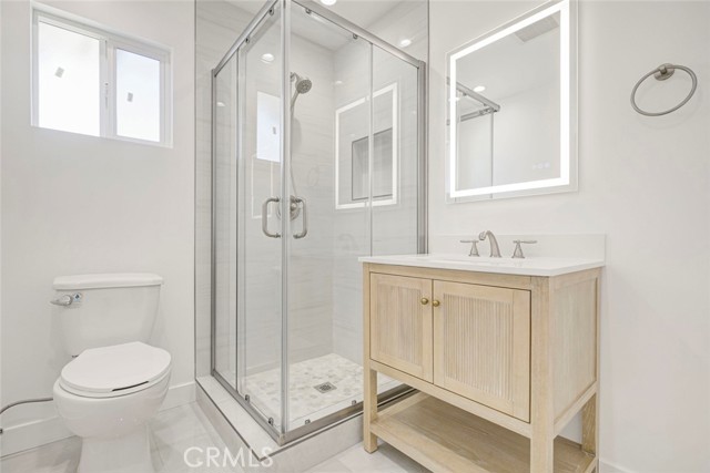 Detail Gallery Image 14 of 18 For 13325 Strathern St, North Hollywood,  CA 91605 - 2 Beds | 1 Baths