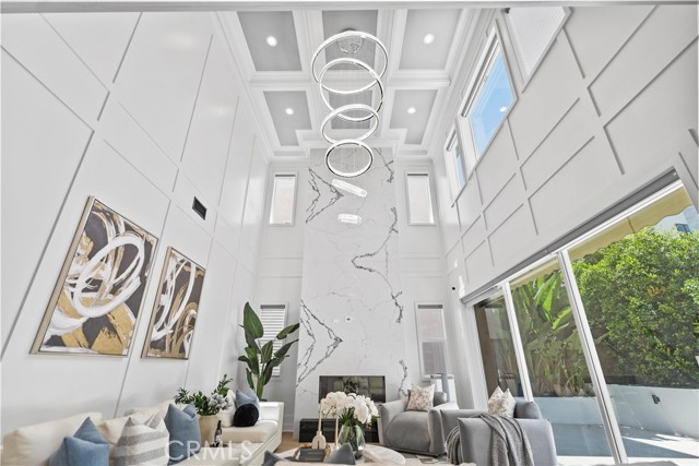 Detail Gallery Image 9 of 56 For 598 Alder Way, Montebello,  CA 90640 - 5 Beds | 5 Baths