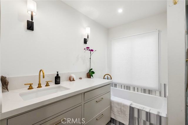 Detail Gallery Image 25 of 63 For 8810 - 8812 Harratt St, West Hollywood,  CA 90069 - – Beds | – Baths