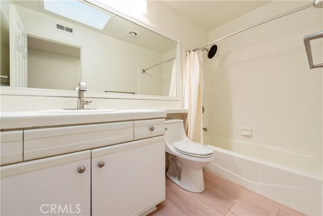 Detail Gallery Image 16 of 34 For 33 Sandpiper, Irvine,  CA 92604 - 4 Beds | 2 Baths