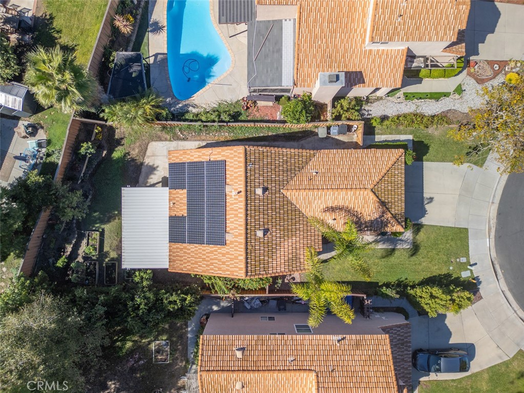 https://media.crmls.org/medias/b2f9a337-e457-4d67-b4cc-3bbeaef34479.jpg?preset=X-Large