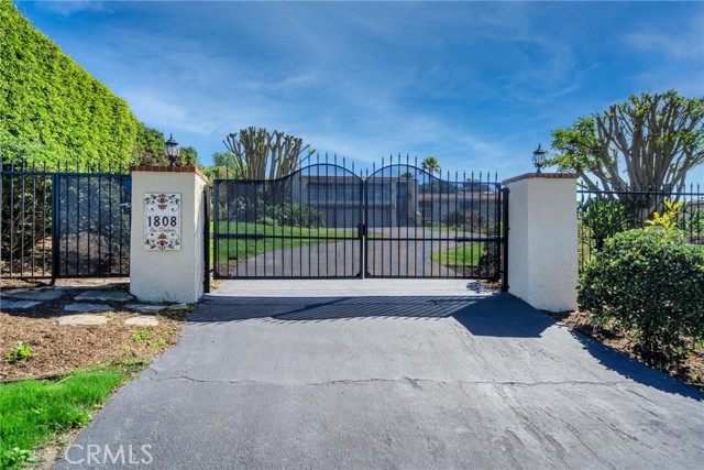 Detail Gallery Image 14 of 43 For 1808 via Coronel, Palos Verdes Estates,  CA 90274 - 6 Beds | 4 Baths