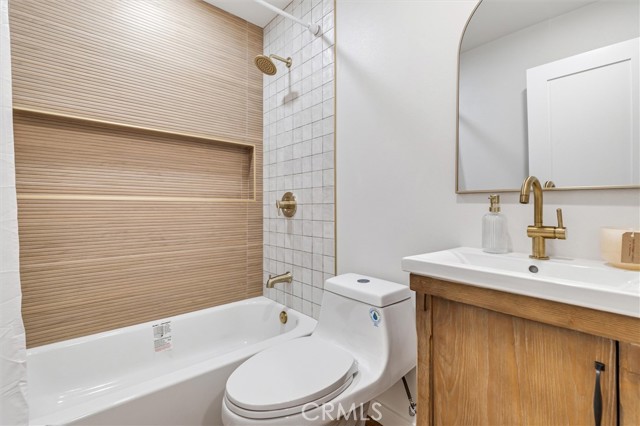 7560 El Escorial, Buena Park CA: https://media.crmls.org/medias/b2fa3cd0-8a99-4833-ae78-a46e66c86289.jpg