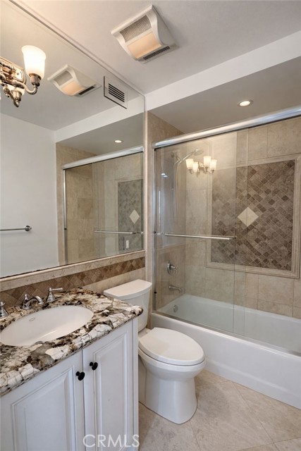 Detail Gallery Image 26 of 35 For 258 Santa Isabel Ave, Costa Mesa,  CA 92627 - 5 Beds | 5/1 Baths