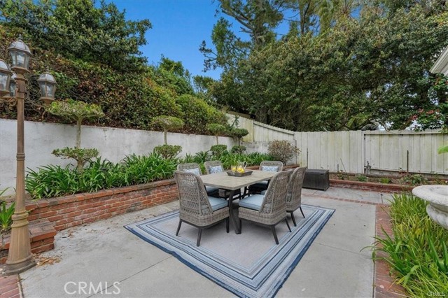 Detail Gallery Image 24 of 56 For 28876 King Arthur Ct, Rancho Palos Verdes,  CA 90275 - 4 Beds | 3/1 Baths